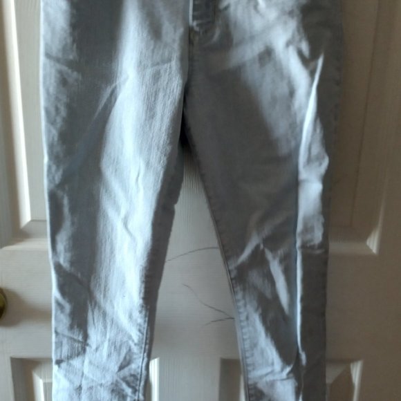 Girls - Picture 2 of 2